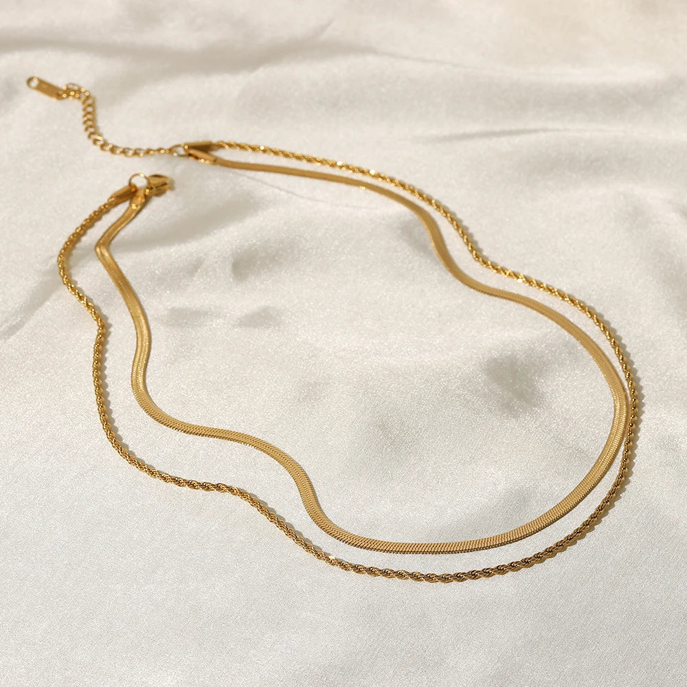 MARITHIA NECKLACE
