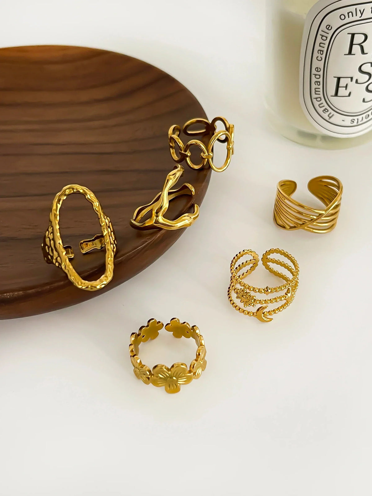 VARIELA RINGS