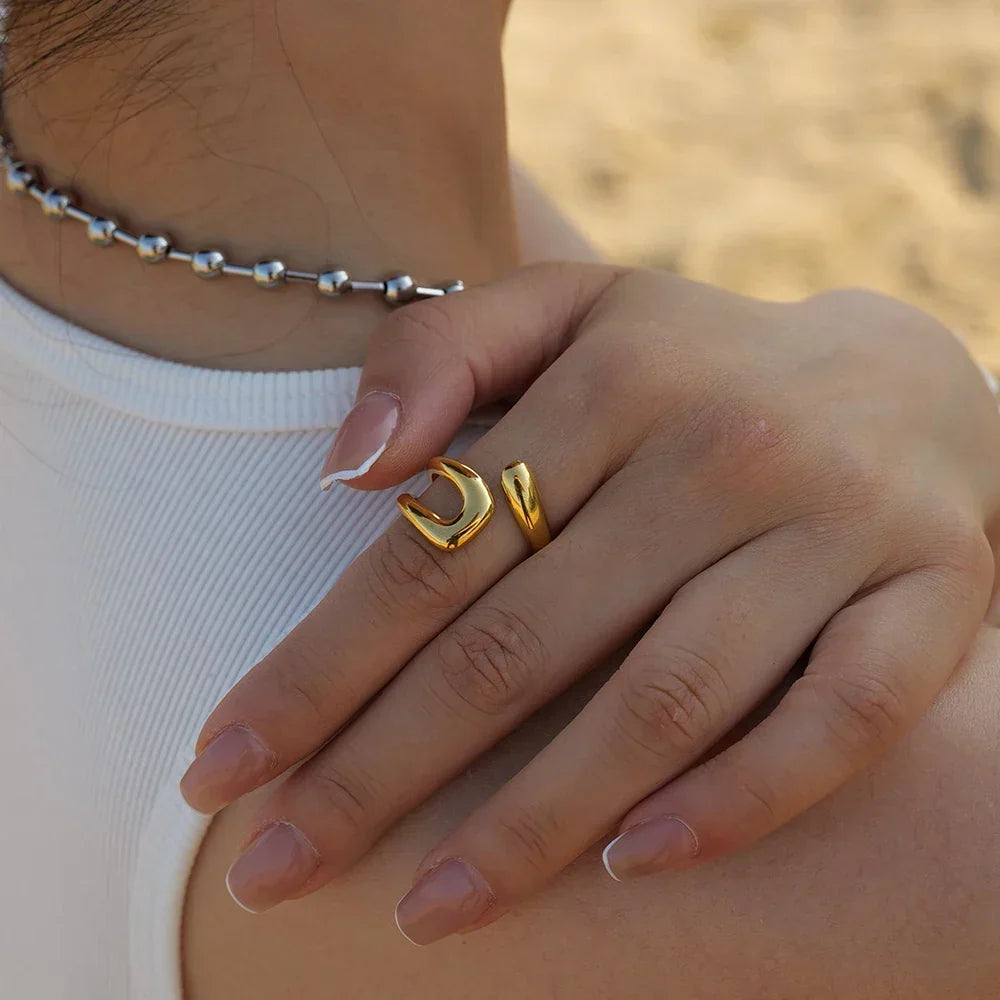 NELIRA RING