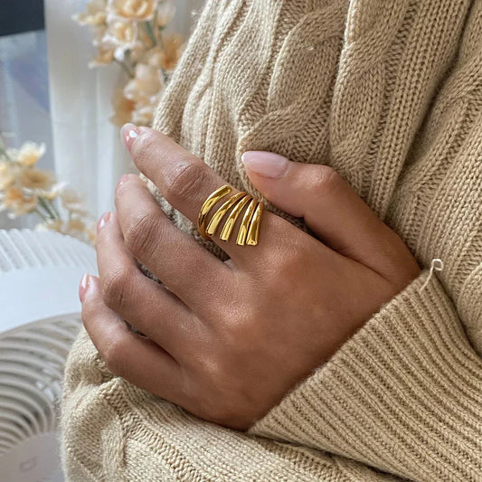 ASTRAEA RING