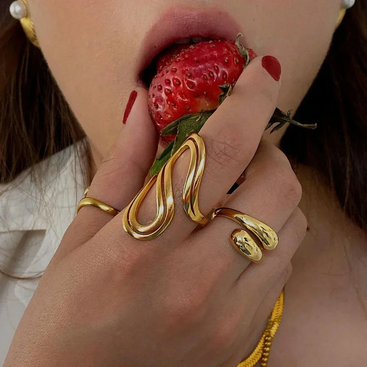 VALY RING