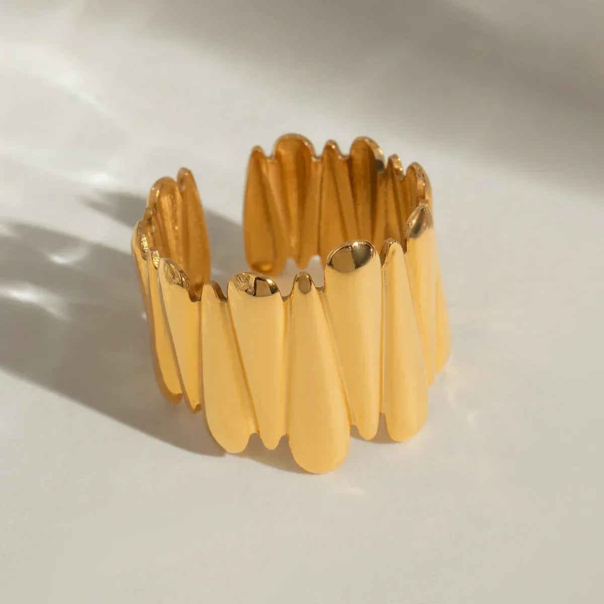 AMYRITH RING